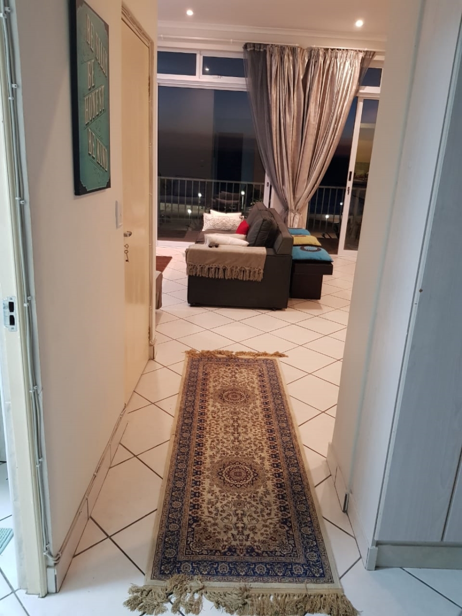 To Let 1 Bedroom Property for Rent in Strand Central Western Cape